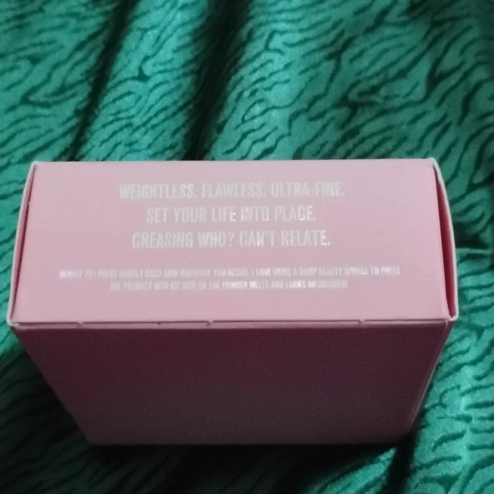 Jeffree Star Lavender Makeup Powder